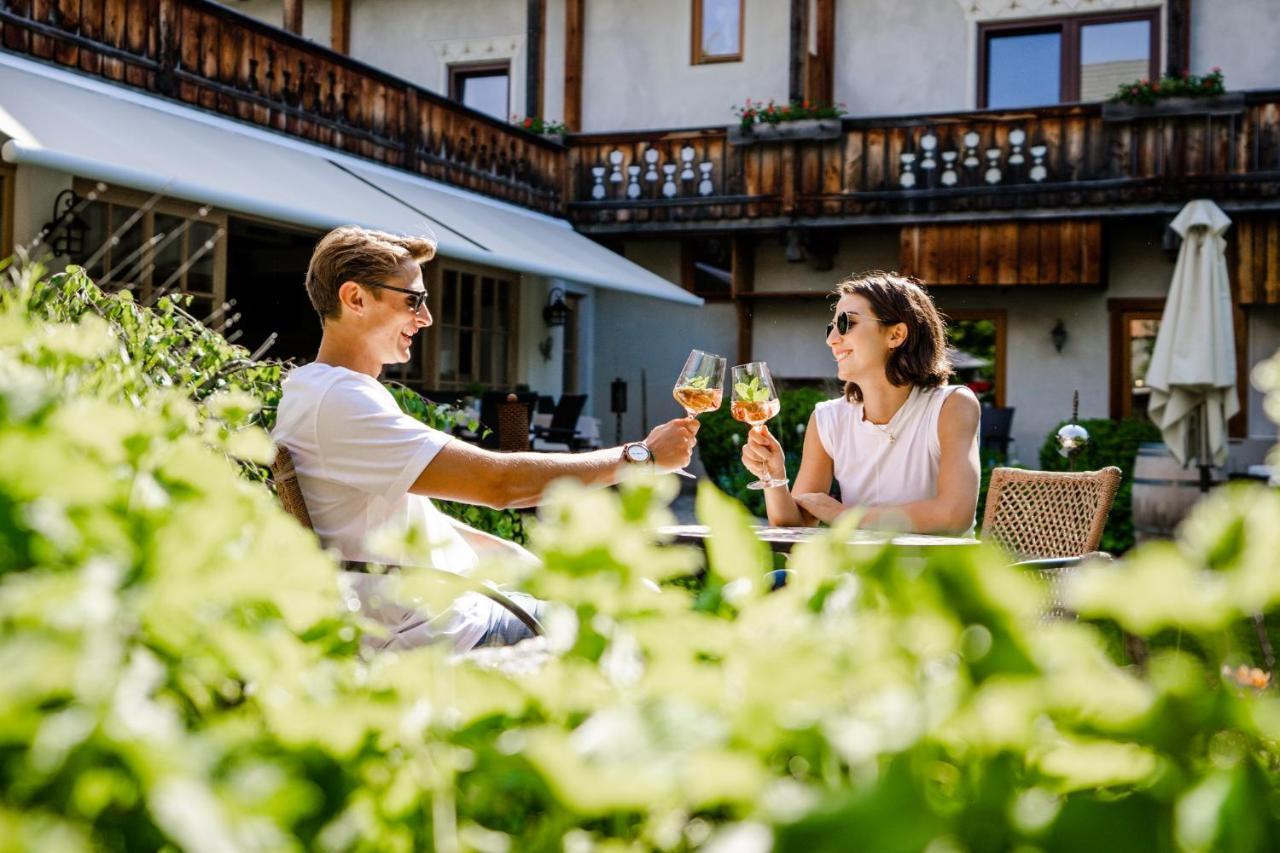 Hotel Zum Weissensee Exterior foto